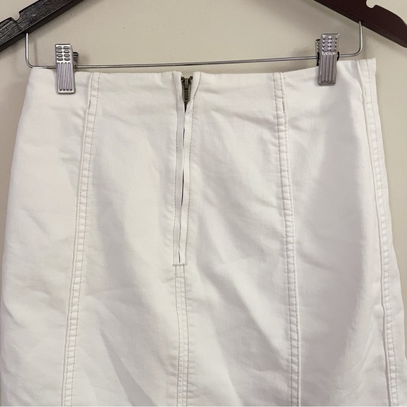 Free People Modern Femme Denim Mini In Stark White Size 10 Back Zip Close - Picture 7 of 11